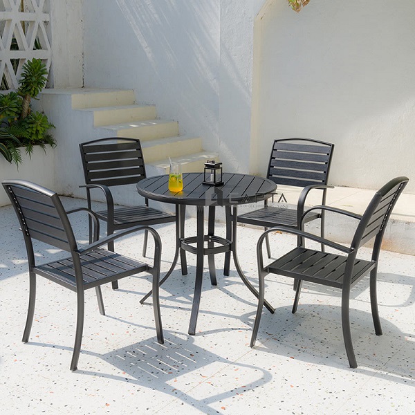 Nội thất Quế Trâm – Địa chỉ cung cấp bàn ghế cafe ngoài trời tại Vinh uy tín