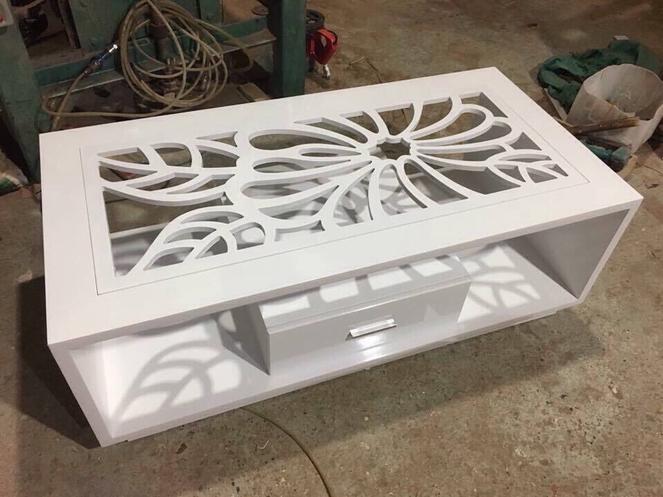 Bàn Kính Mặt Hoa